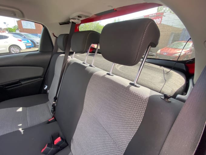 2025 Toyota Yaris