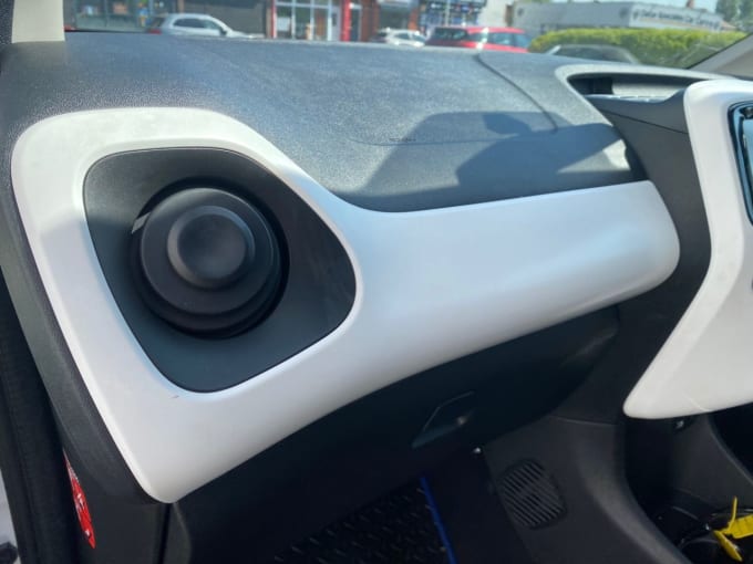 2025 Peugeot 108