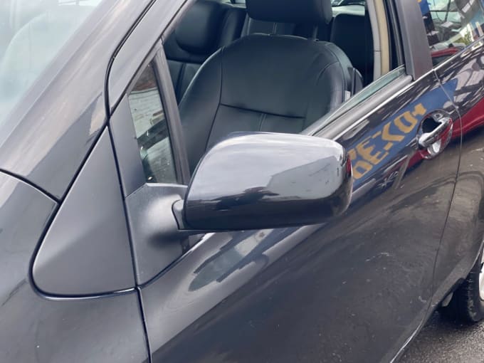 2025 Toyota Yaris