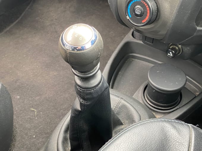 2025 Toyota Yaris