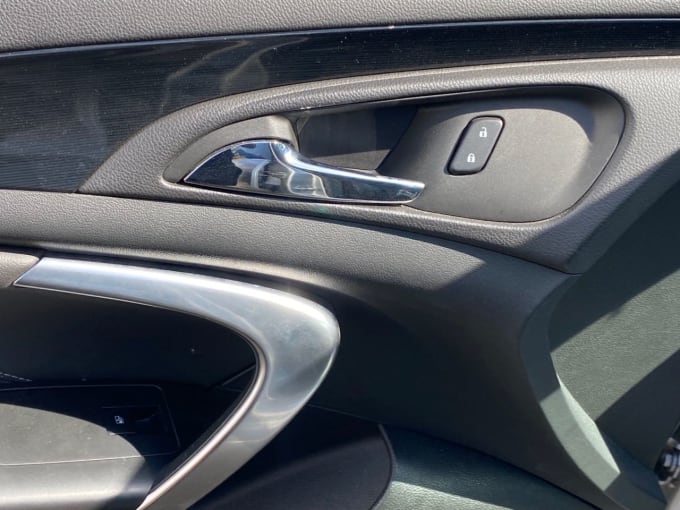 2025 Vauxhall Insignia