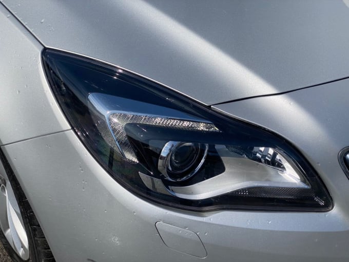 2025 Vauxhall Insignia