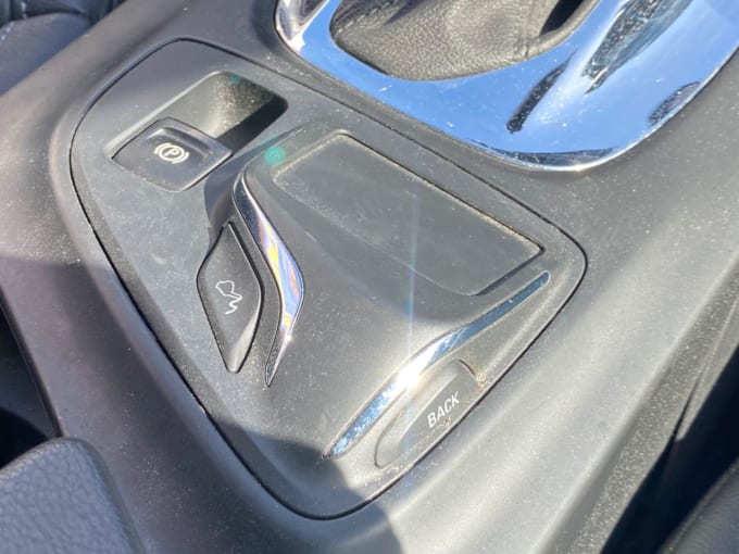 2025 Vauxhall Insignia