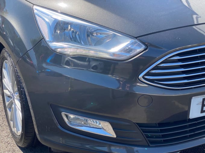 2025 Ford C-max