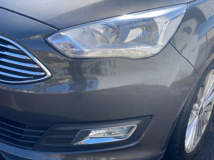 2025 Ford C-max