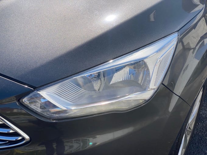 2025 Ford C-max