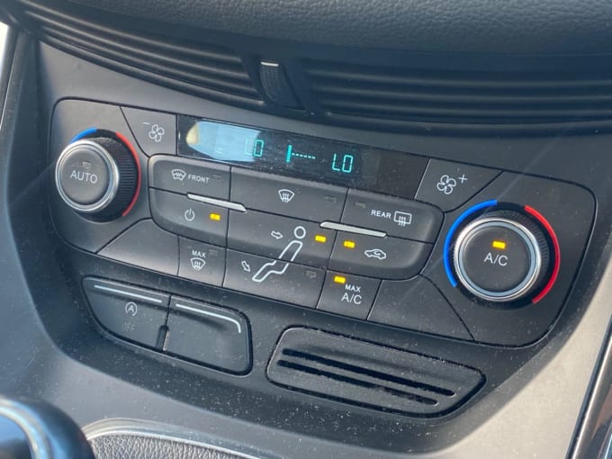 2025 Ford C-max