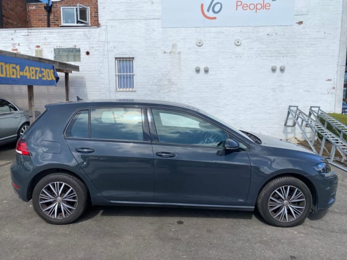 2025 Volkswagen Golf