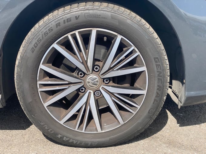2025 Volkswagen Golf