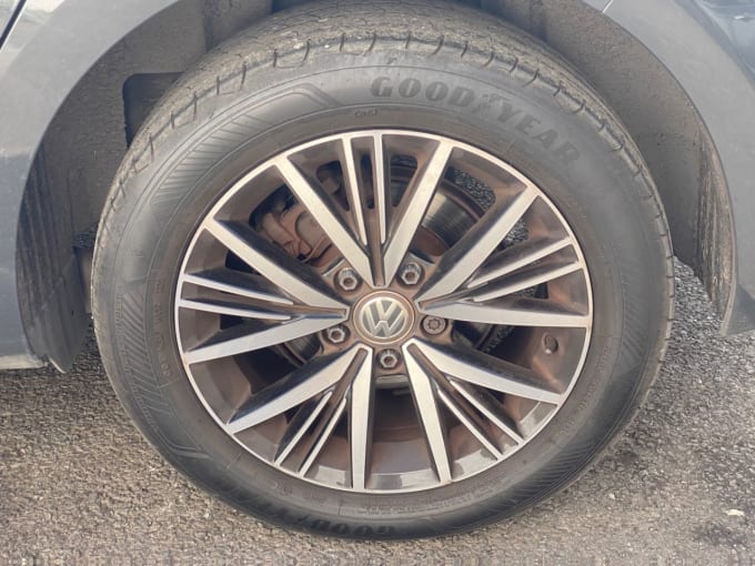 2025 Volkswagen Golf