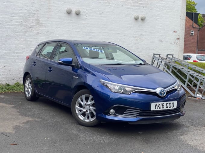 2025 Toyota Auris