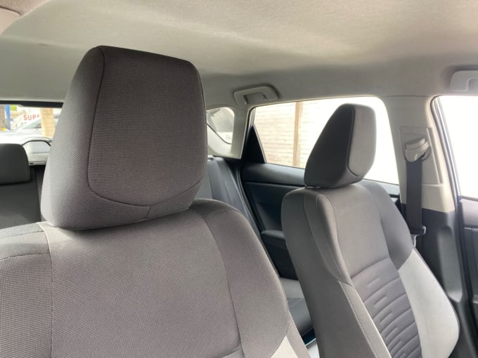 2025 Toyota Auris