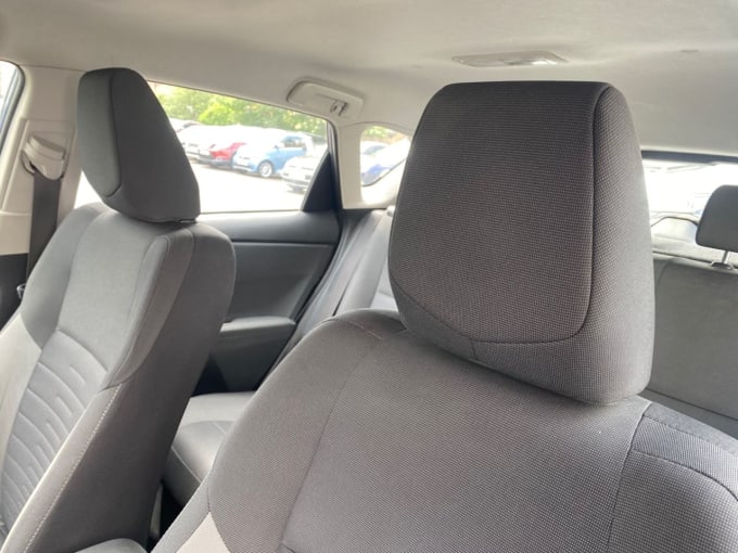 2025 Toyota Auris