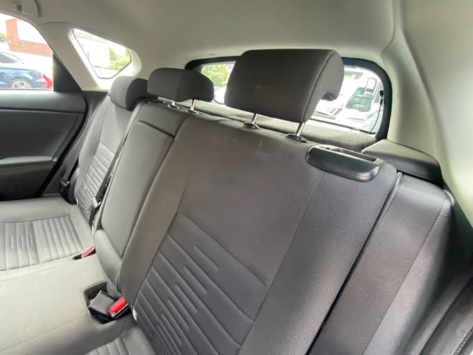 2025 Toyota Auris