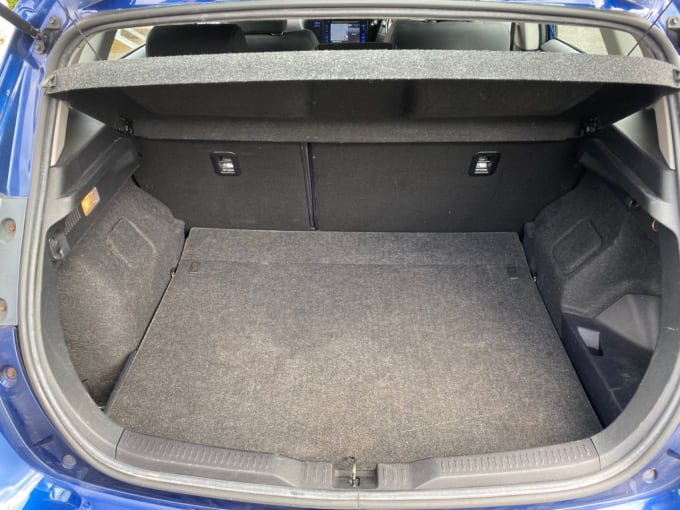 2025 Toyota Auris