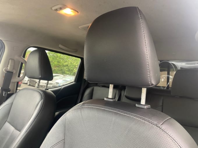 2025 Nissan Navara