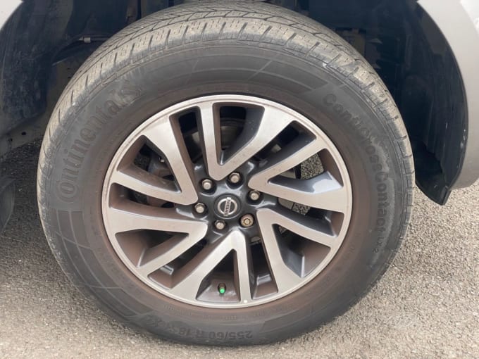 2025 Nissan Navara