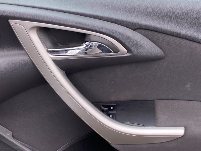 2025 Vauxhall Astra