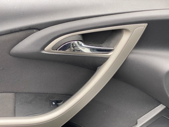 2025 Vauxhall Astra