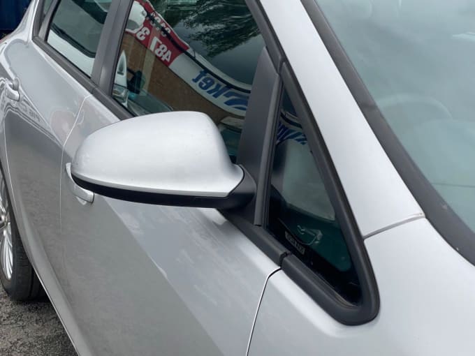 2025 Vauxhall Astra