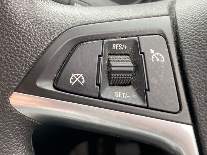 2025 Vauxhall Astra