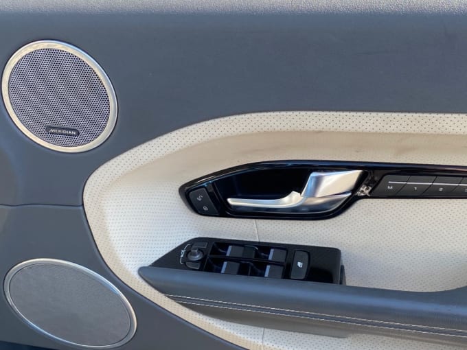 2025 Land Rover Range Rover Evoque