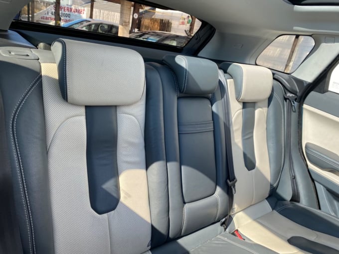 2025 Land Rover Range Rover Evoque