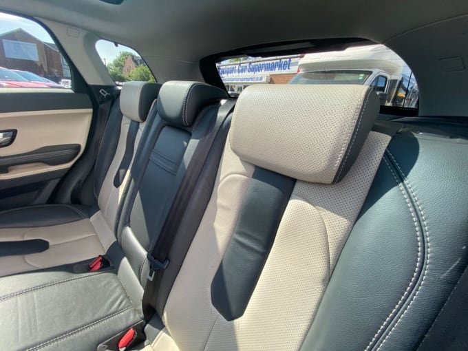 2025 Land Rover Range Rover Evoque