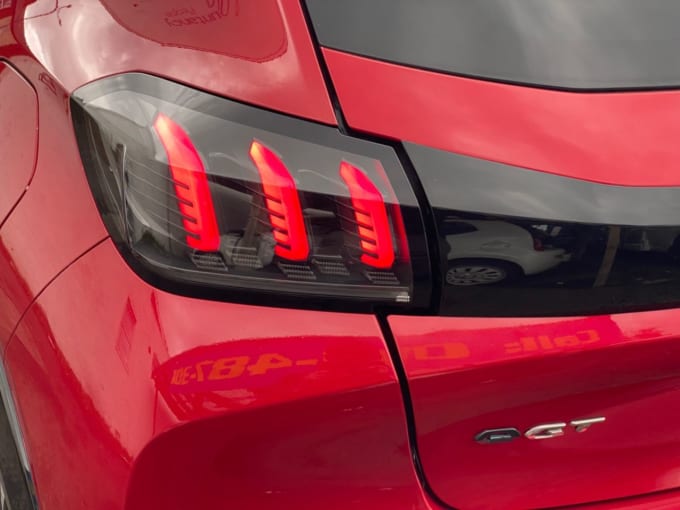 2025 Peugeot E-208