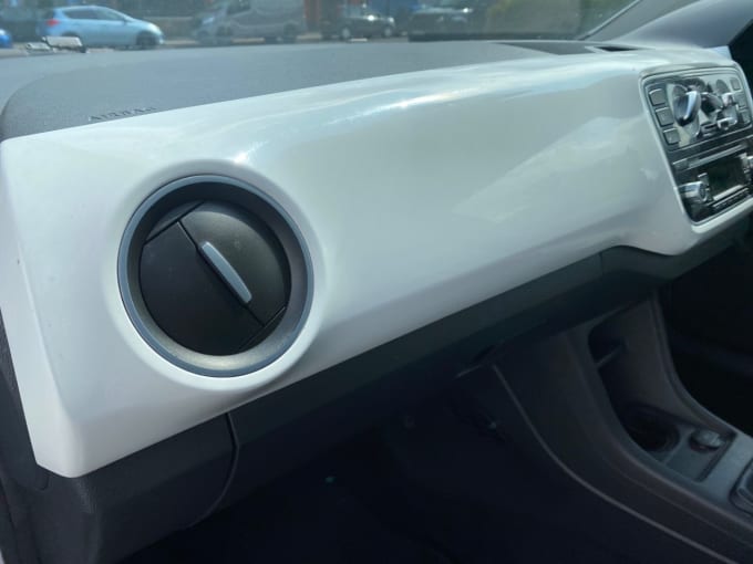 2025 Volkswagen Up!