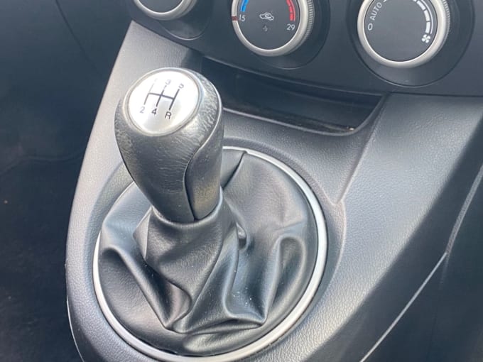 2025 Mazda Mazda2