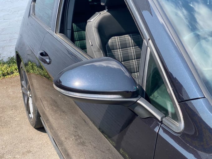 2025 Volkswagen Golf
