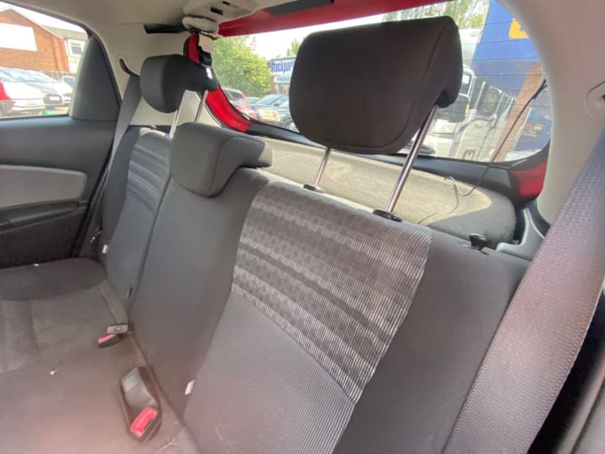 2025 Toyota Yaris