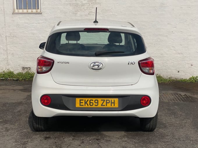 2025 Hyundai I10