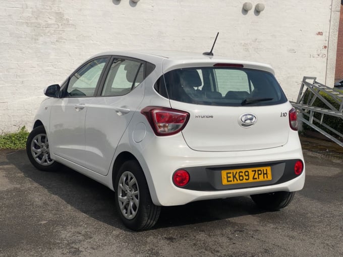 2025 Hyundai I10