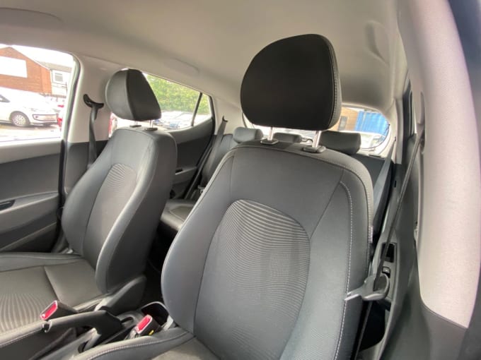 2025 Hyundai I10