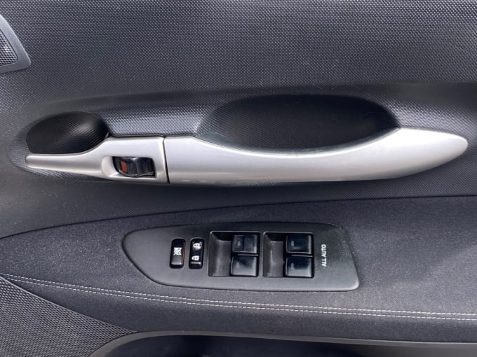 2025 Toyota Auris