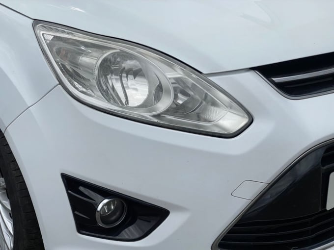 2025 Ford C-max