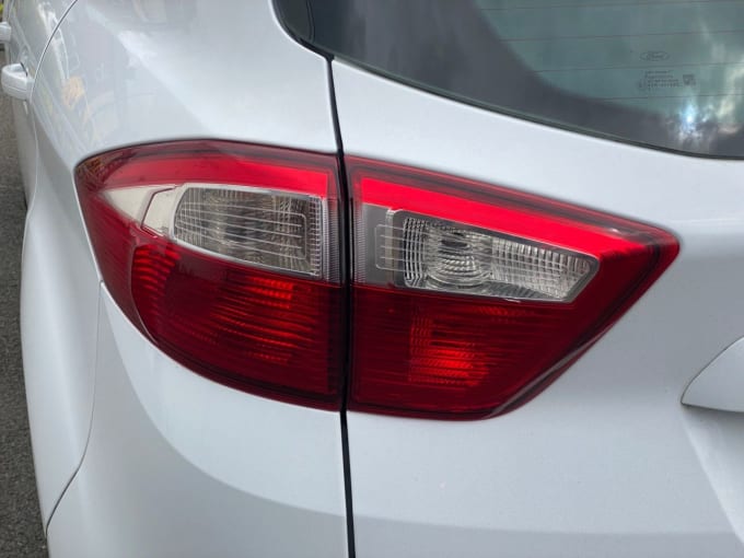 2025 Ford C-max