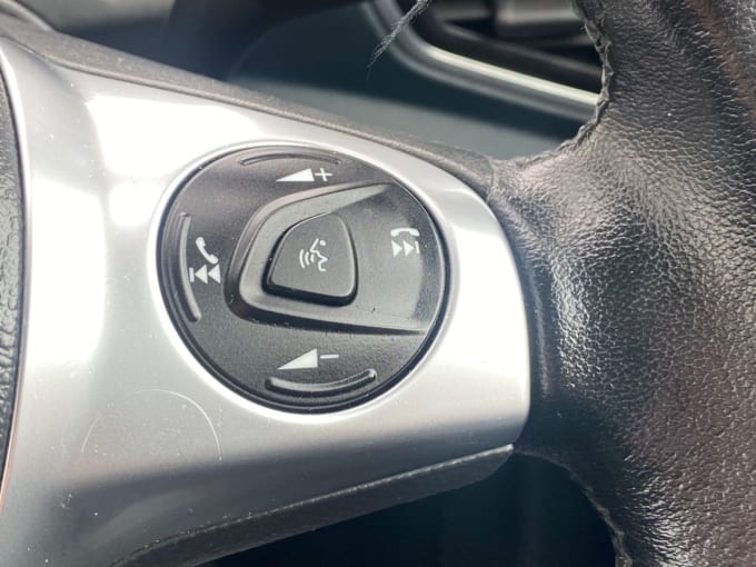 2025 Ford C-max