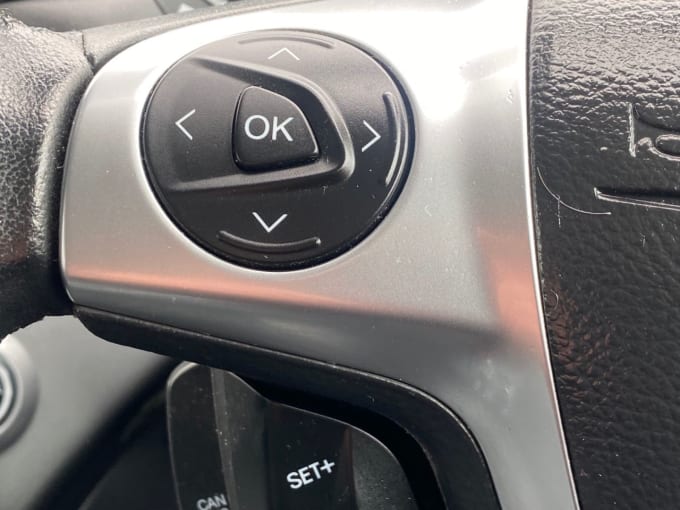 2025 Ford C-max
