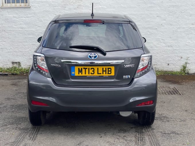 2025 Toyota Yaris