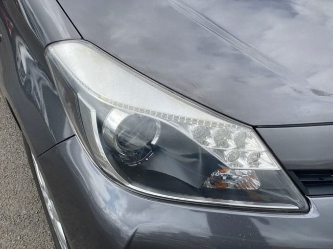 2025 Toyota Yaris