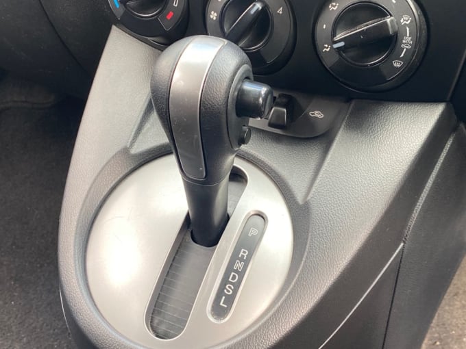 2025 Mazda Mazda2