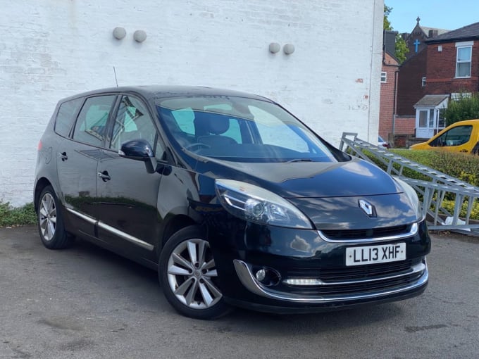 2025 Renault Grand Scenic