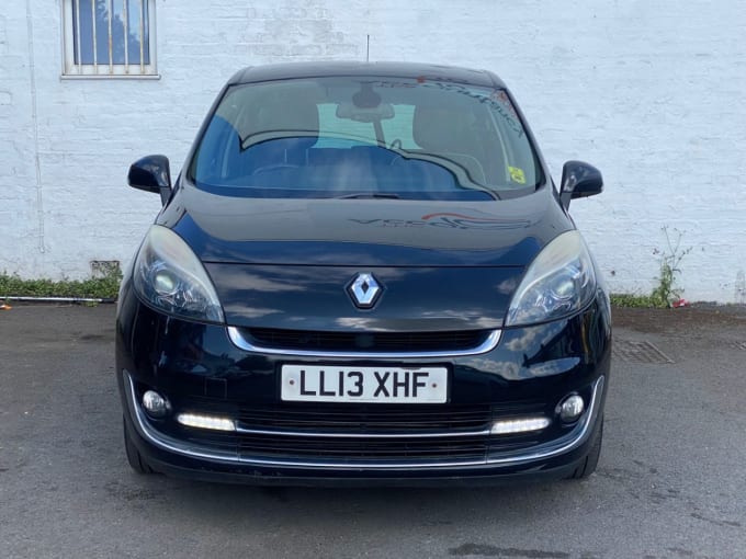 2025 Renault Grand Scenic
