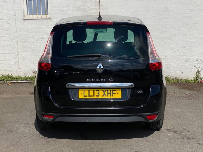 2025 Renault Grand Scenic