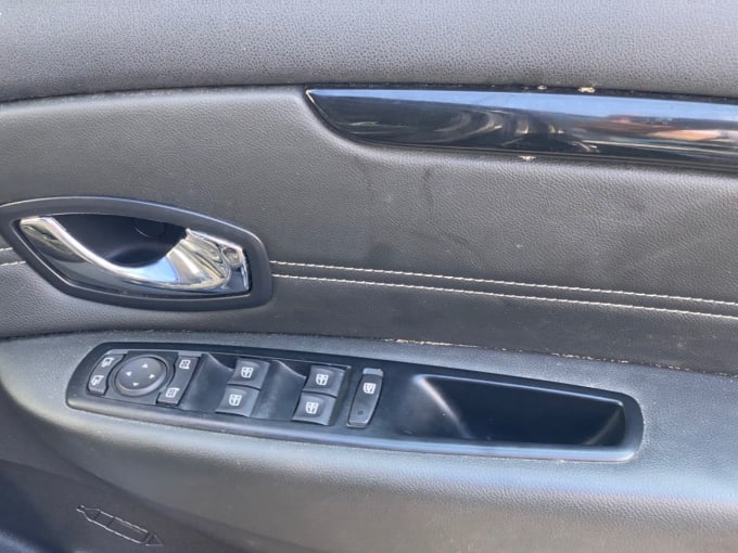 2025 Renault Grand Scenic