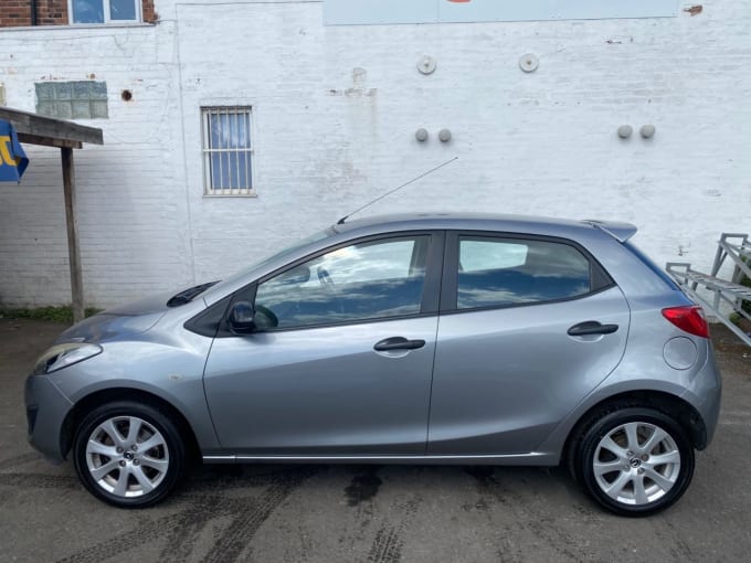 2025 Mazda Mazda2