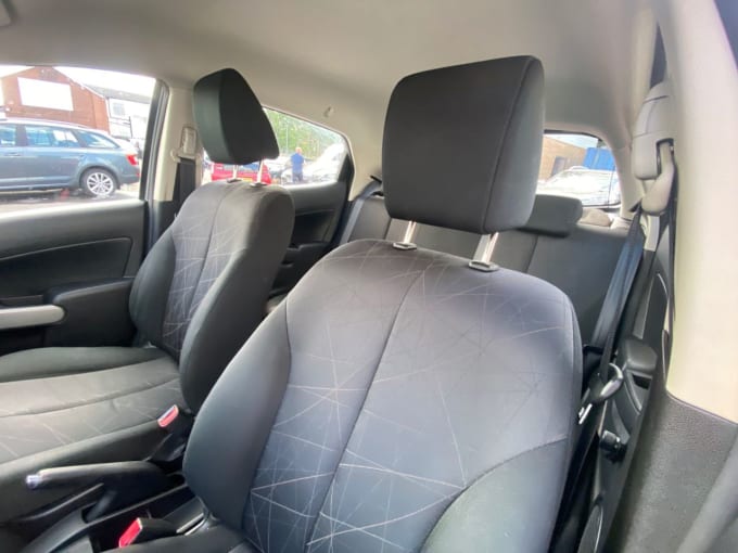 2025 Mazda Mazda2